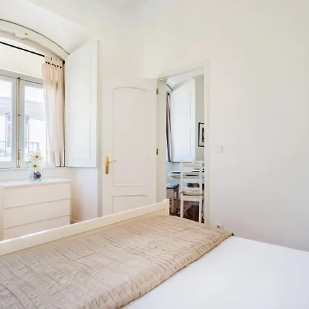Baixa-chiado Getaway Apartamento *
